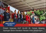 Pimpin Upacara HUT Ke-80 RI, Camat Girsang Sipangan Bolon Kenakan Pakaian Adat Simalungun
