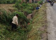 Pemdes Sibungabunga dan Masyarakat Gotoroyong Di Sepanjang Jalan Utama Pedesaan