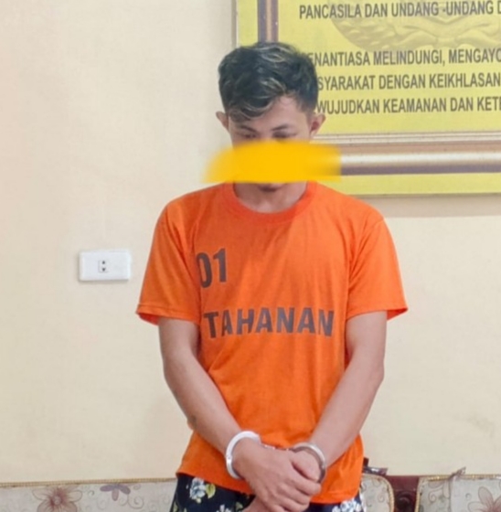 AMANKAN: Polsek Parapat mengamankan seorang residivis diduga pelaku pembongkaran rumah di Parapat Kecamatan Girsang Sipanganbolon, Kabupaten Simalungun, Sabtu (13/9/2025).