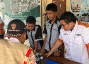 Siswa SMK Swasta Al Washliyah 2 Perdagangan Terapkan Pembelajaran Tutor Sebaya Perkenalkan Robotik Leanbot dan Makeblock Mbot