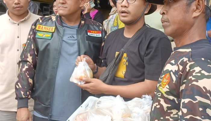 Lagi, Ansor Banser Tebing Tinggi Kembali Bergerak Cepat Salurkan Makanan kepada Korban Banjir