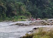 Polsek Sipispis Lakukan Pencarian Seorang Pelajar Hanyut di Sungai Bahbolon