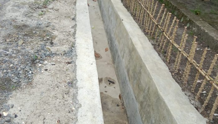 Masyarakat Apresiasi Pembangunan Drainase Saluran Pembuangan Jalan Bhineka Rampung