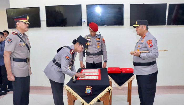 KAPOLDA KEPRI PIMPIN SERTIJAB DAN PELANTIKAN SEJUMLAH PEJABAT UTAMA POLDA KEPRI