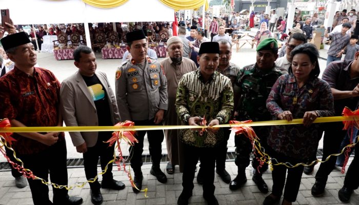 RESMIKAN PUSAT KULINER MASJID AGUNG, WALI KOTA TEBING TINGGI SAMPAIKAN TIGA PESAN UTAMA KEPADA PELAKU UMKM DAN PENGUNJUNG 