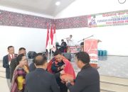 HUT PSBI Ke 53 di Parapat, Camat Viktor Sijabat Disematkan Ulos