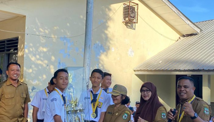 SMPN 4 Pematangsiantar Torehkan Prestasi Olahraga Futsal