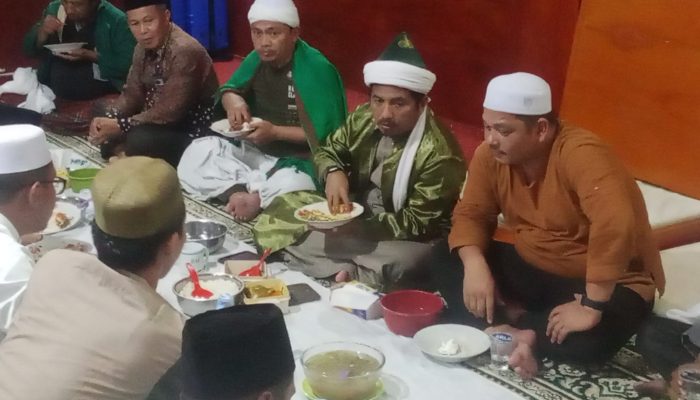 Tokoh dan Pengusaha Nasional, H Novri Ompusunggu Gelar Buka Puasa Bersama dan Santuni Anak Yatim di Pondok Parsulukan TGB Hatonduhan