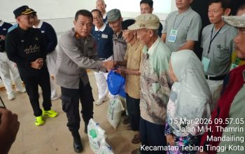 Polres Tebing Tinggi Dukung Baksos Yayasan Budha Tzu Chi, 1.000 Paket Sembako Dibagikan ke Warga
