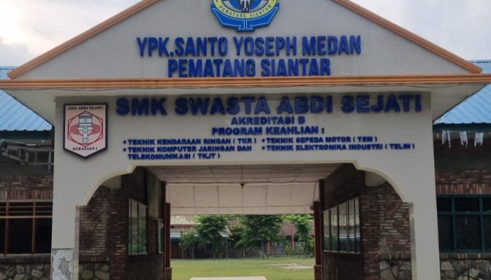 Kepala SMK Swasta Abdi Sejati Kerasaan Apresiasi Prestasi Siswa Masuk PTN melalui Jalur SNBP