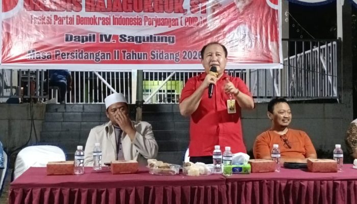 Dandis Rajagukguk anggota DPRD Batam Tampung Aspirasi Warga Perumahan Graha Nusa Batam dalam kegiatan reses masa persidangan II Tahun 2026