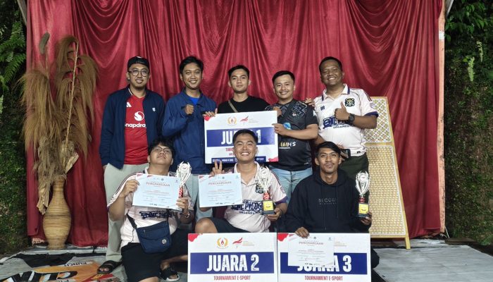 E-Football mobile Tournament perdana di kota Pematangsiantar Sukses Digelar. 