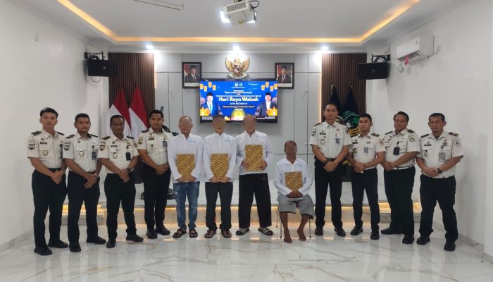 15 Orang Warga Binaan Lapas Kelas IIA Batam Beragama Buddha Terharu Saat Terima Remisi Khusus Hari Raya Waisak 2570 BE Tahu 2026
