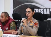 DITRESNARKOBA POLDA KEPRI UNGKAP PEREDARAN SABU DI BATAM, DUA TERSANGKA DAN 233,85 GRAM SABU DIAMANKAN