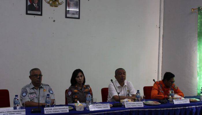 TEKAN RISIKO KECELAKAAN PERLINTASAN SEBIDANG KERETA API, PEMKO TEBING TINGGI SIAPKAN LANGKAH KONKRET