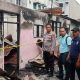 Tim Labfor Polda Sumut Lakukan Pemeriksaan Ulang TKP Kebakaran Tiga Rumah Sewa di Tebingtinggi