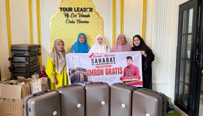 Terima Umroh Gratis dari H Novri Ompusunggu, 5 Warga Kota Pematangsiantar dan Simalungun Ikuti Manasik