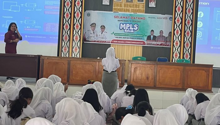 Hari Kedua, Ratusan Siswa SMKN 3 Pematangsiantar Ikuti MPLS Ramah “Fokuskan Penguatan Karakter dan Pencegahan Bullying”