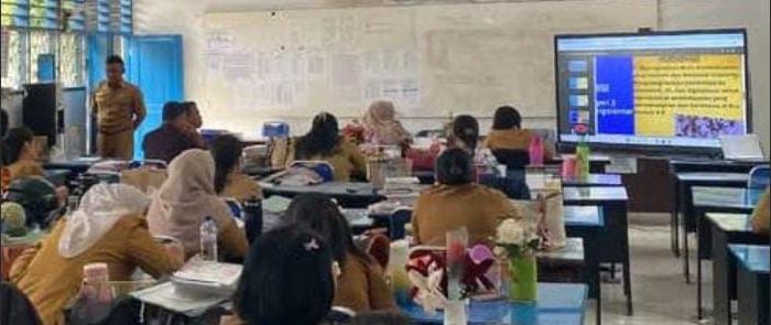 Diikuti Kepala Sekolah, Guru dan Tenaga Kependidikan, SMAN 3 Pematangsiantar Gelar Rapat Kerja TA 2026/2027