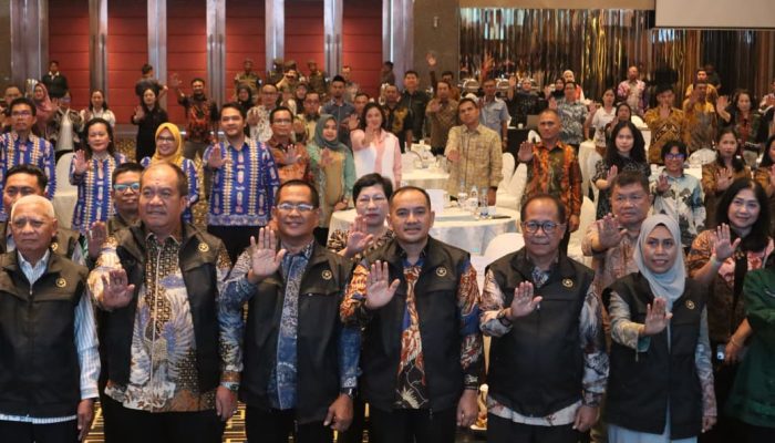 WALI KOTA TEBING TINGGI HADIRI RAKOR REGIONAL SUMATERA, PEMKO MANTAPKAN SINERGI LINTAS SEKTOR KEJAR TARGET ZERO STUNTING