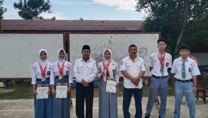 Lima Siswa SMAN 5 Pematangsiantar Torehkan Prestasi
