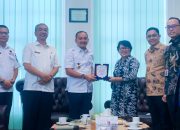 CAPAIAN IKAD KOTA TEBING TINGGI RAIH KATEGORI UNGGUL, WALI KOTA IMAN IRDIAN SARAGIH SIAP OPTIMALKAN INKLUSI KEUANGAN