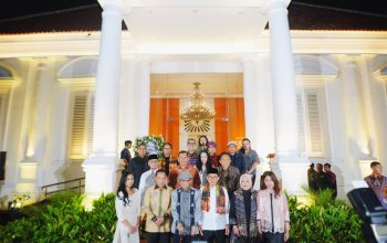 Kapolri Hadiri Pembukaan Pameran Nasirun “Bersimpuh di Kaki Para Guru” di Galeri Nasional Indonesia