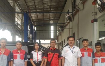 Tersebar di 70 DUDIKA, 149 Siswa SMK Swasta HKBP Pematangsiantar Ikuti PKL