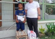 Jumat Berkah, RAS H Novri Berikan Bantuan kepada Anak Sebatang Kara Berusia 10 Tahun di Kampung Dalam Simalungun