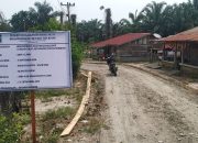 Infrastruktur Jalan Di Nagori Lumbangorat Dibangun