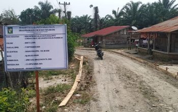Infrastruktur Jalan Di Nagori Lumbangorat Dibangun